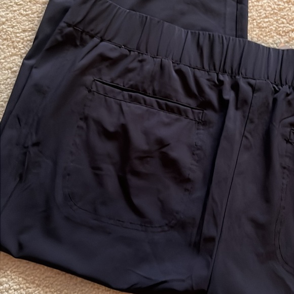 Zenergy by Chico’s Neema Ruched Cropped Pants NWT - Picture 6 of 6